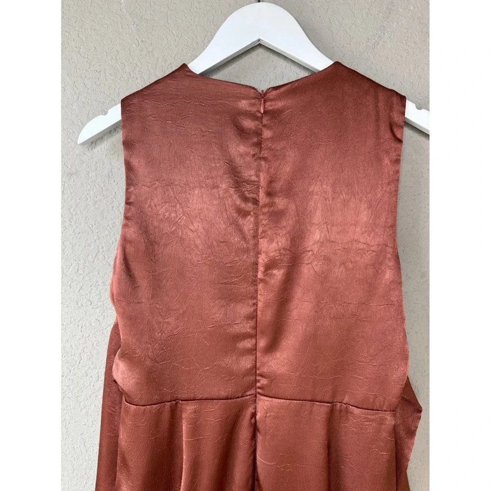 Lulus Rusty Rose Crinkle Satin Tie Front Jumpsuit‎ Size Medium Fully Lined
